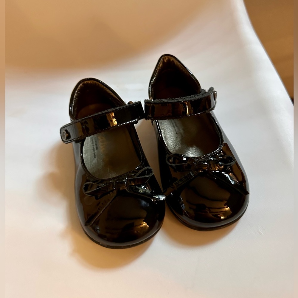Naturino Patent Leather Ballet Black Toddler Size 21